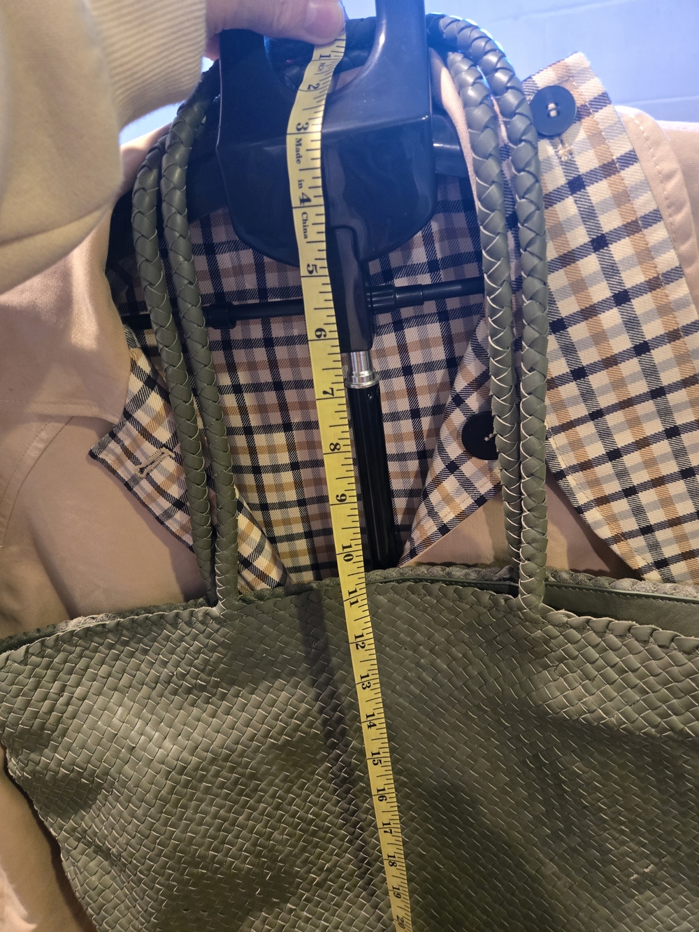 QUINCE Woven Olive Green Leather Tote Bag - Picture 5 of 10
